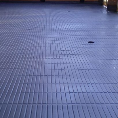 Impermeabilizacion de poliurea en patio comunitario en Guadalajara